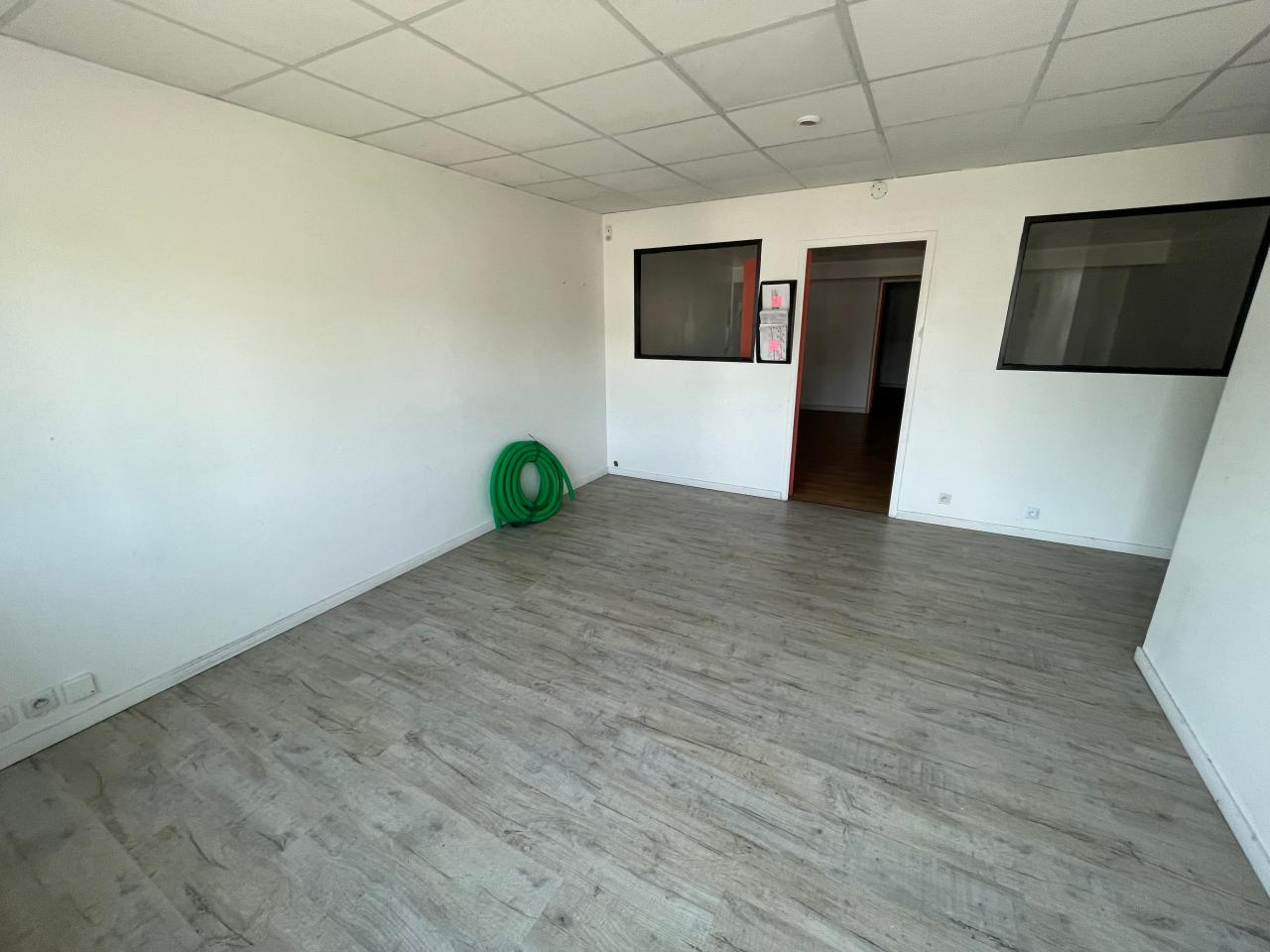 Location Local d'activité Saint-Jacques-de-la-Lande OLACT2534450