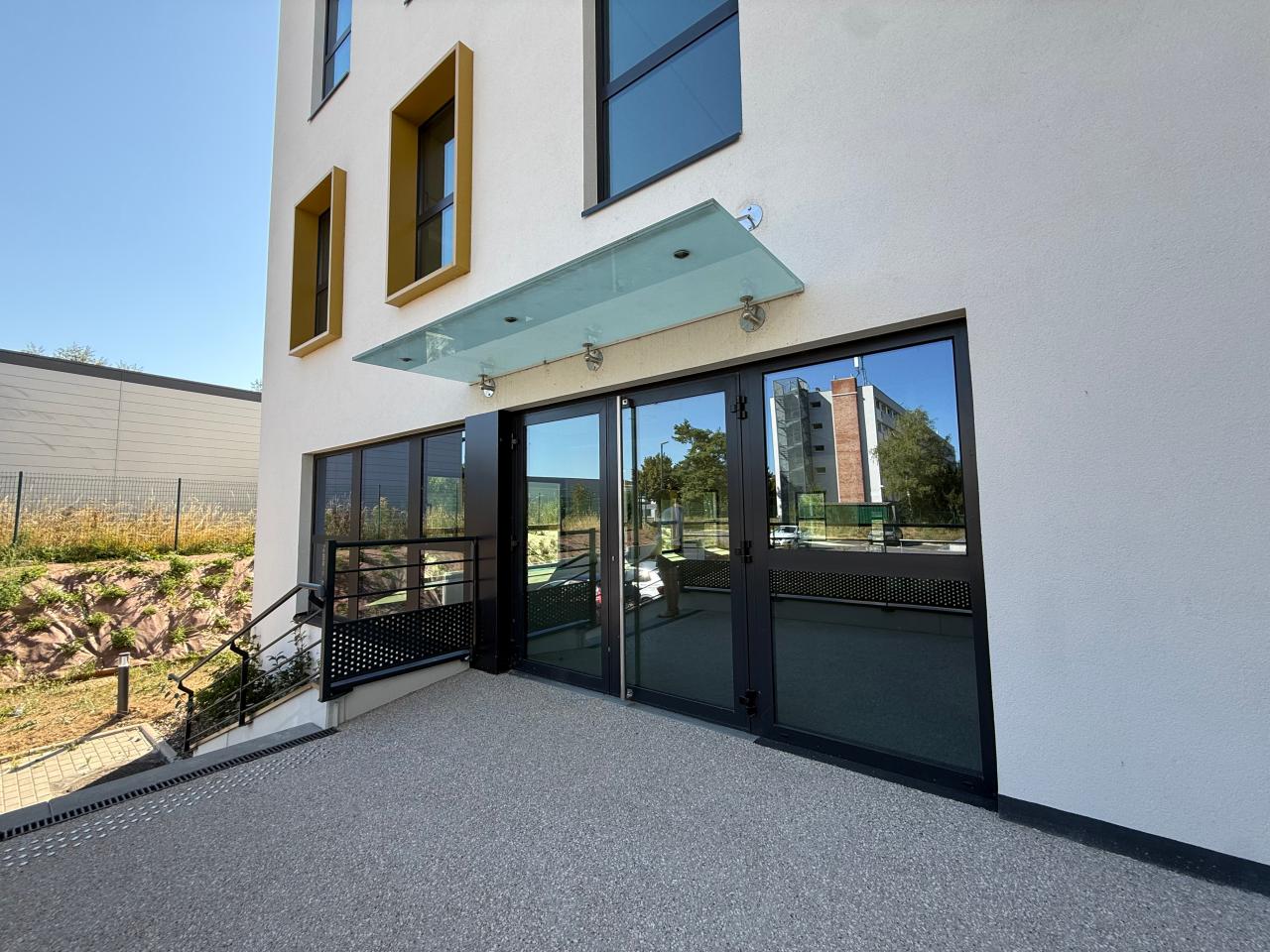 Bureau Essey-lès-Nancy 409m² Location Bureau Essey-lès-Nancy OLBUR2311271 1