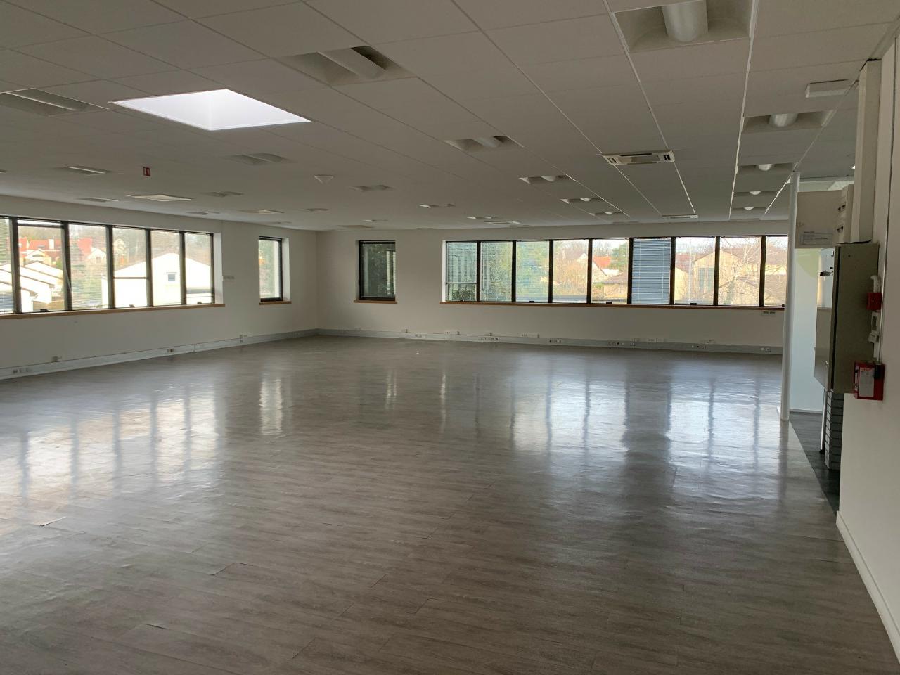 Location Bureau Jouy-en-Josas Yvelines OLBUR2203556 1