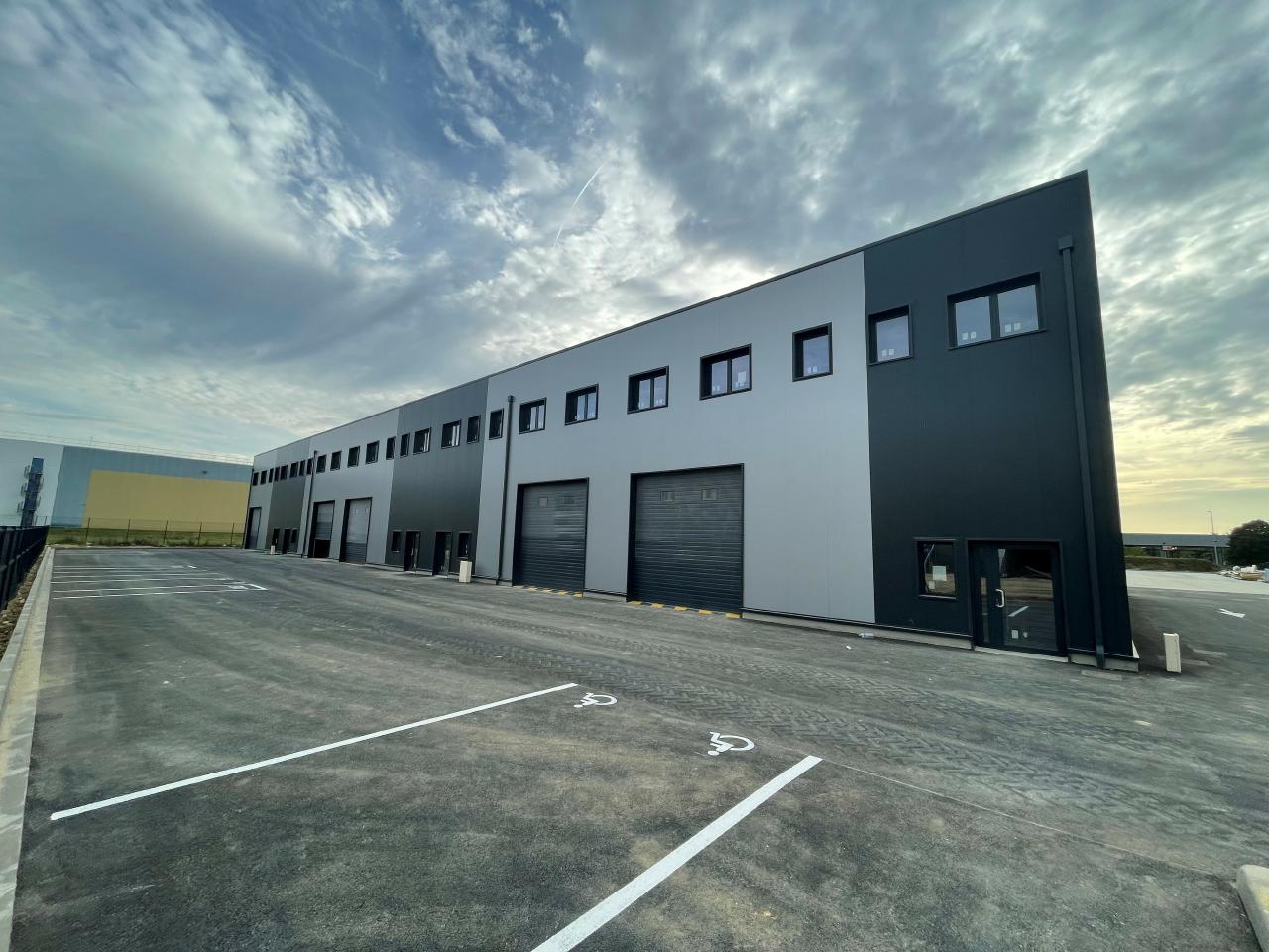 Location Local d'activité Coignières Yvelines OLACT2316170 1