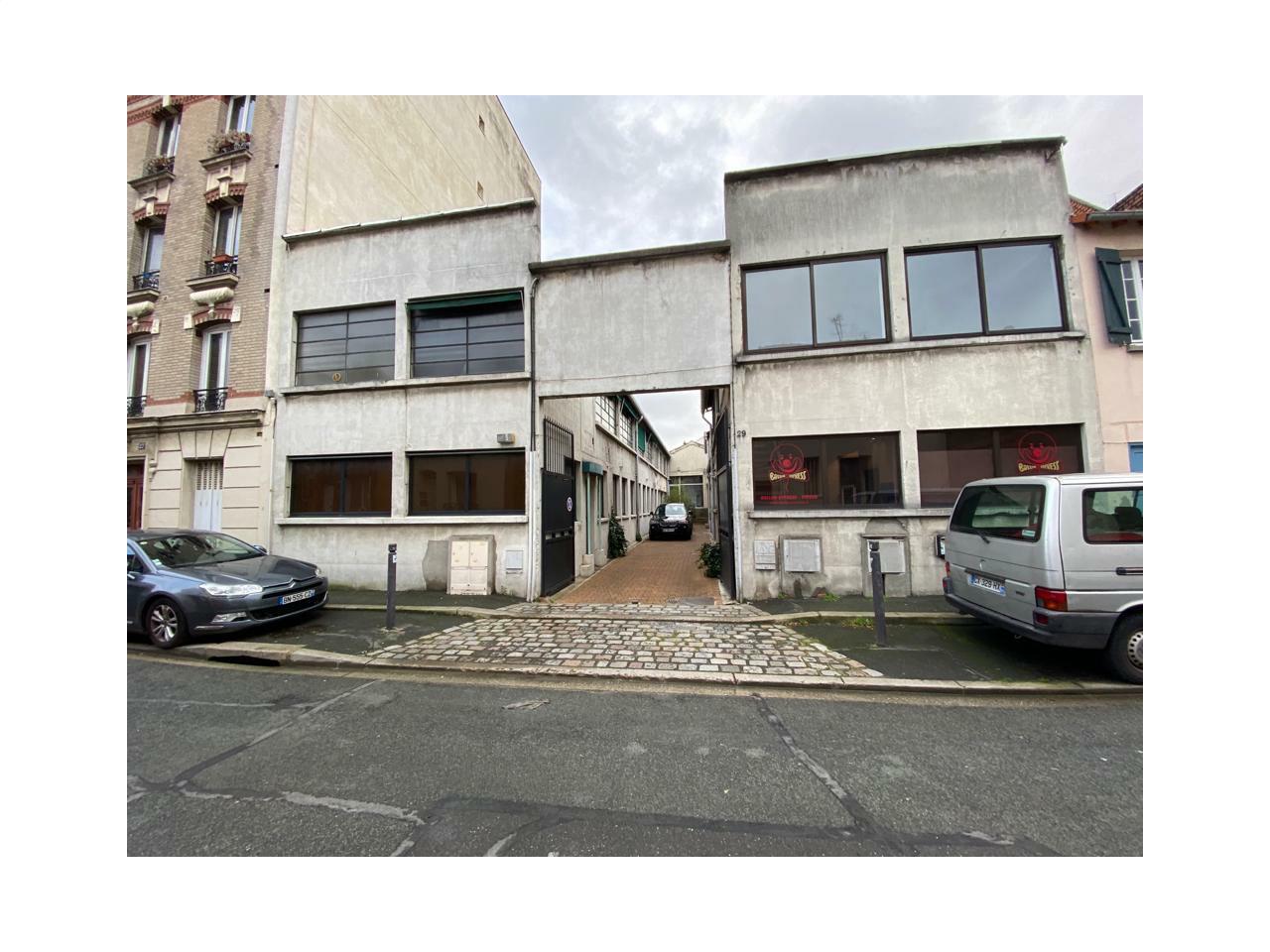 Local d'activité 252 m² à vendre IvrysurSeine Vente de local d