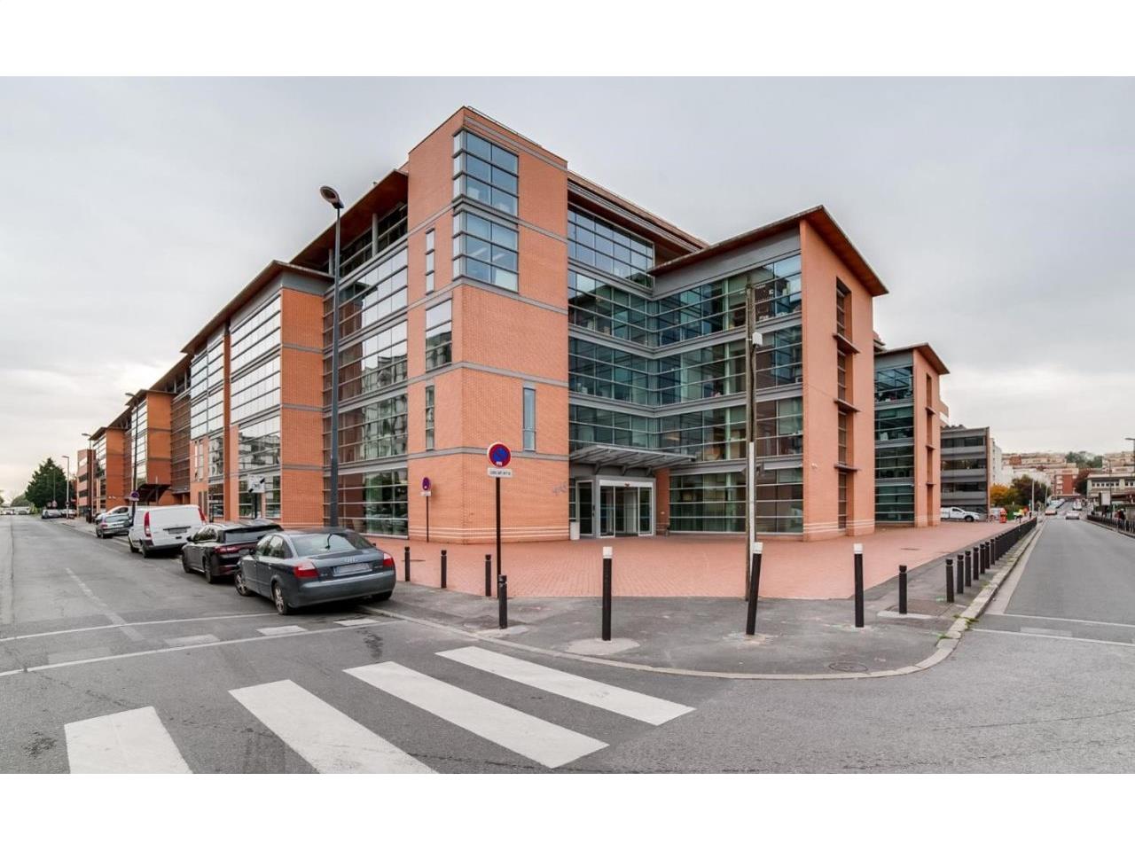 Bureau 11 978 m² à louer IvrysurSeine Location de bureau