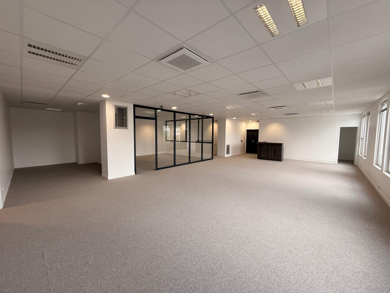 Bureau Chessy 332.6m² Vente Bureau Chessy Seine-et-Marne OVBUR2643966