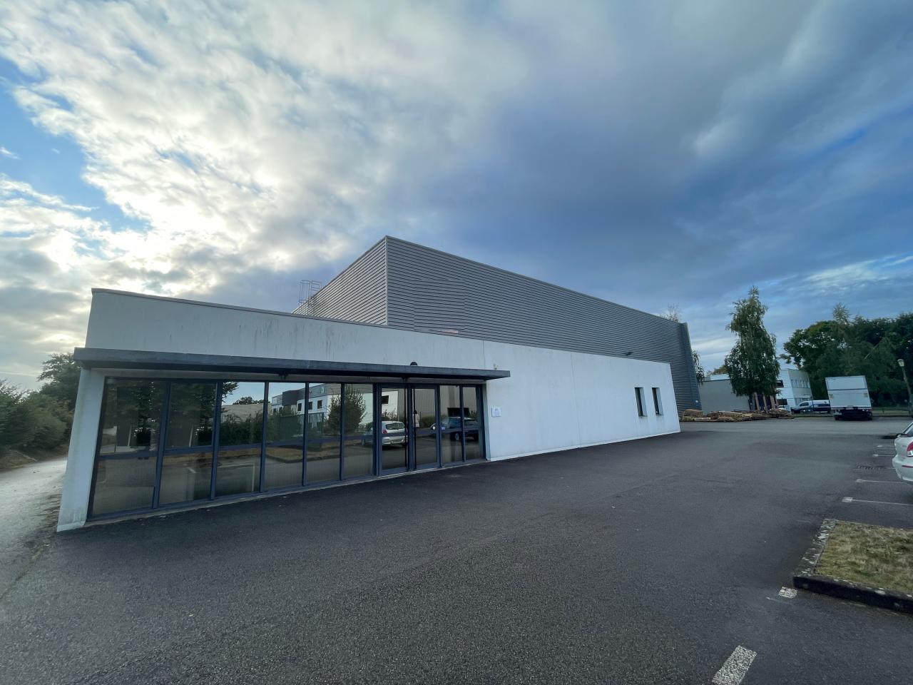 Location Local d'activité Vern-sur-Seiche Ille-et-Vilaine OLACT2310937 1