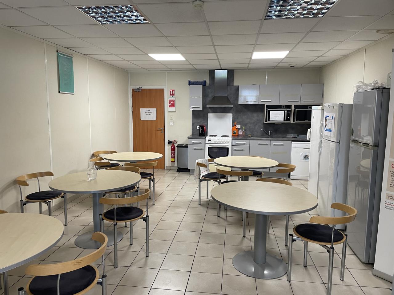 Entrepôt Classe B Blanquefort 6224m² Location Entrepôt Classe B Blanquefort OLLOG2638211 1