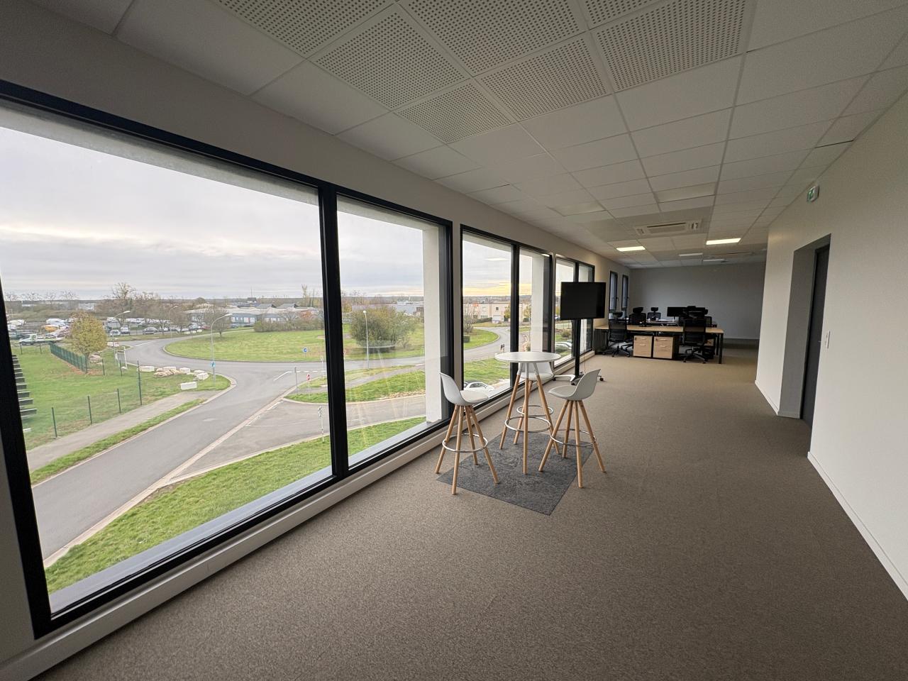 Location Bureau Chargé Indre-et-Loire OLBUR2537383 1