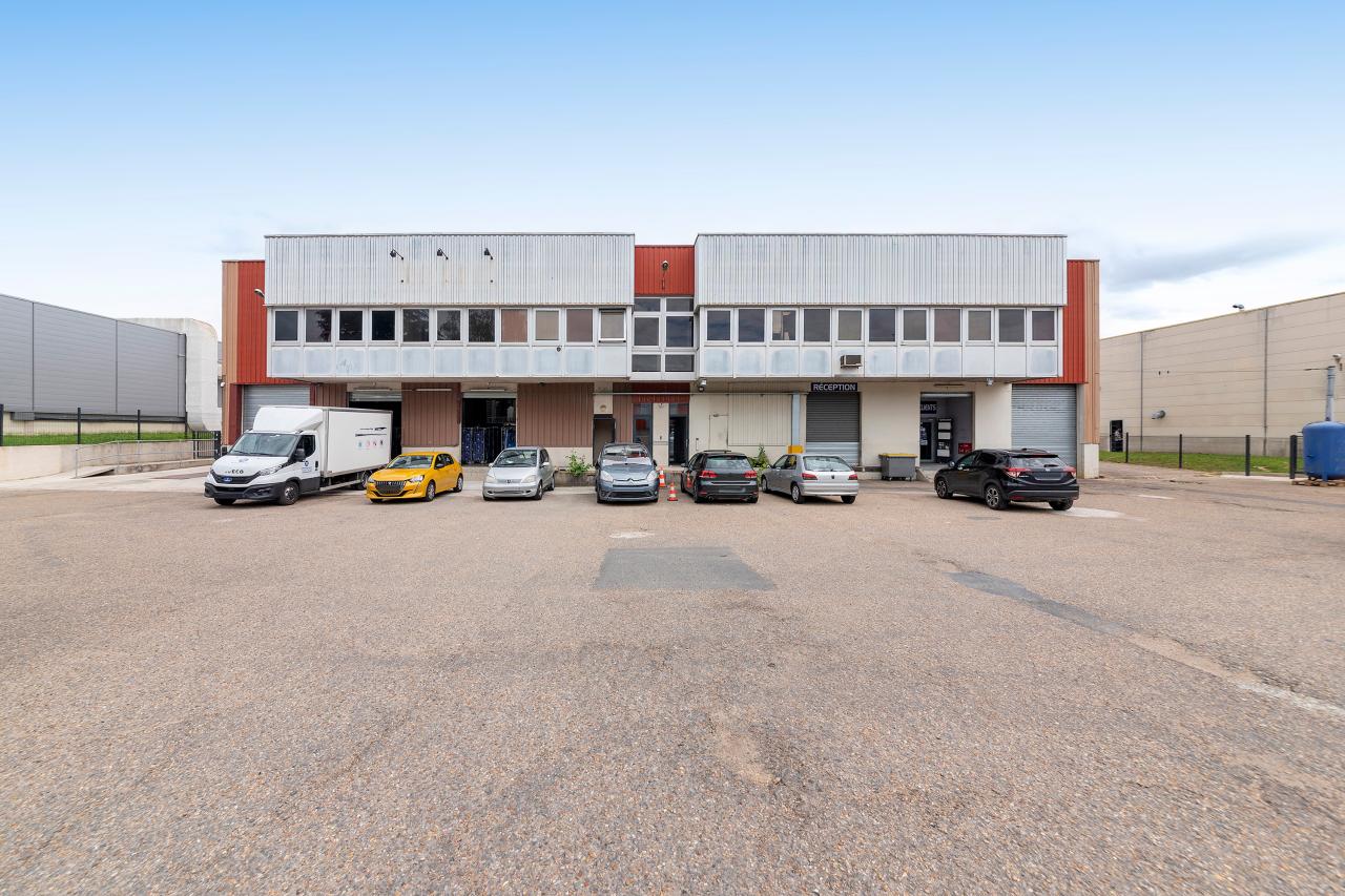 Local d'activité Chilly-Mazarin 2496m² Vente Local d'activité Chilly-Mazarin OVACT2641415 1