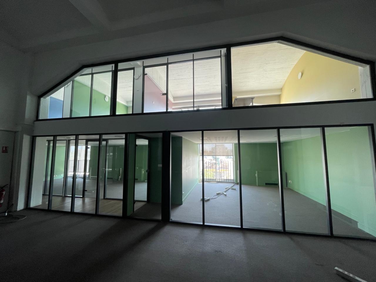 Bureau Bordeaux 600m² Location Bureau Bordeaux OLBUR2534307 1