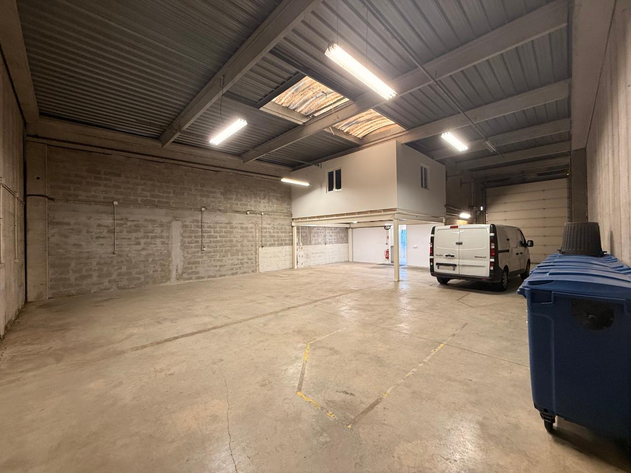 Location Local d'activité Roissy-en-Brie Seine-et-Marne OLACT2641215 1
