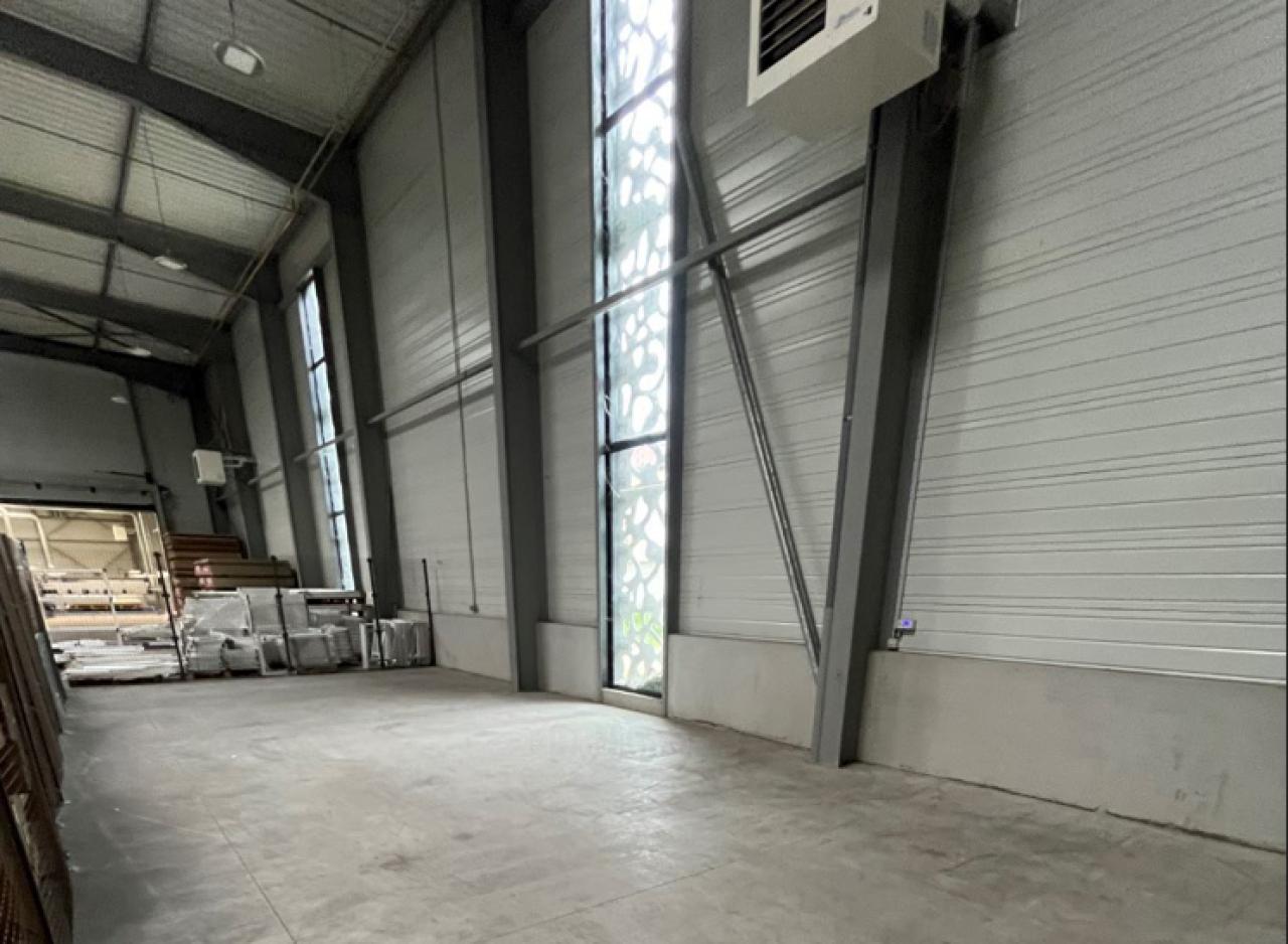 Location Local d'activité Saint-Quentin-Fallavier Isère OLACT2532822 1