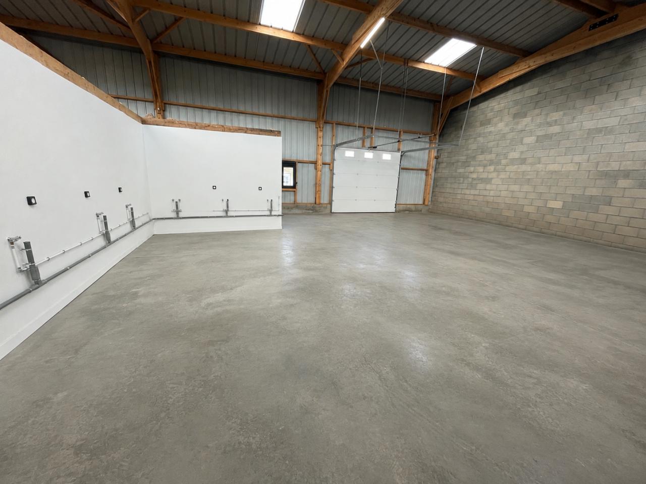 Local d'activité Pléchâtel 300m² Location Local d'activité Pléchâtel Ille-et-Vilaine OLACT2644447