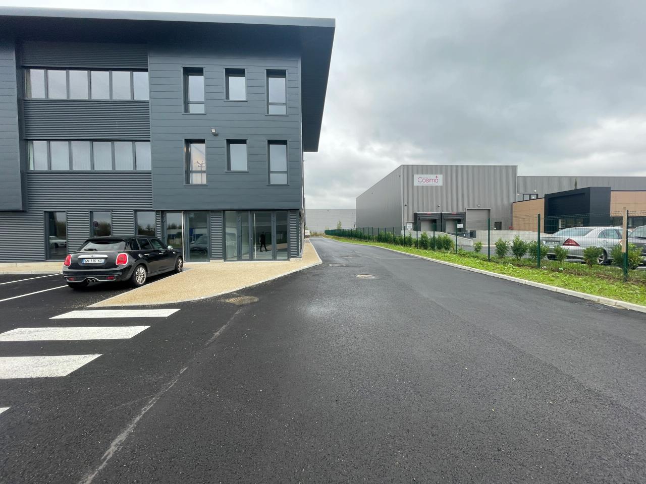 Location Local d'activité Tigery OLACT2427281