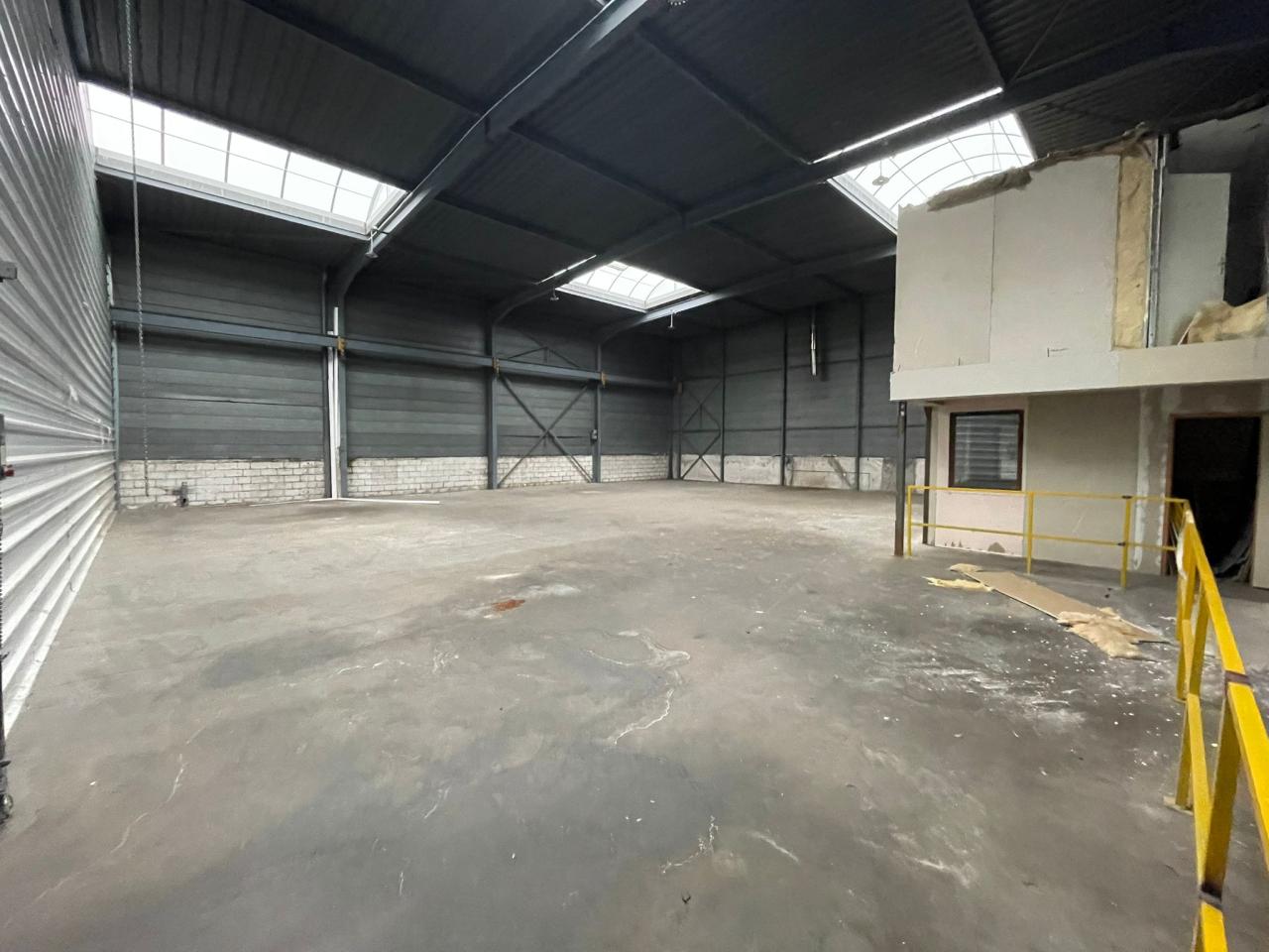 Local d'activité Neuville-en-Ferrain 520m² Location Local d'activité Neuville-en-Ferrain OLACT2537717