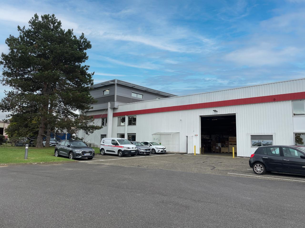 Local d'activité Chassieu 4932m² Vente Local d'activité Chassieu OVACT2535206 1
