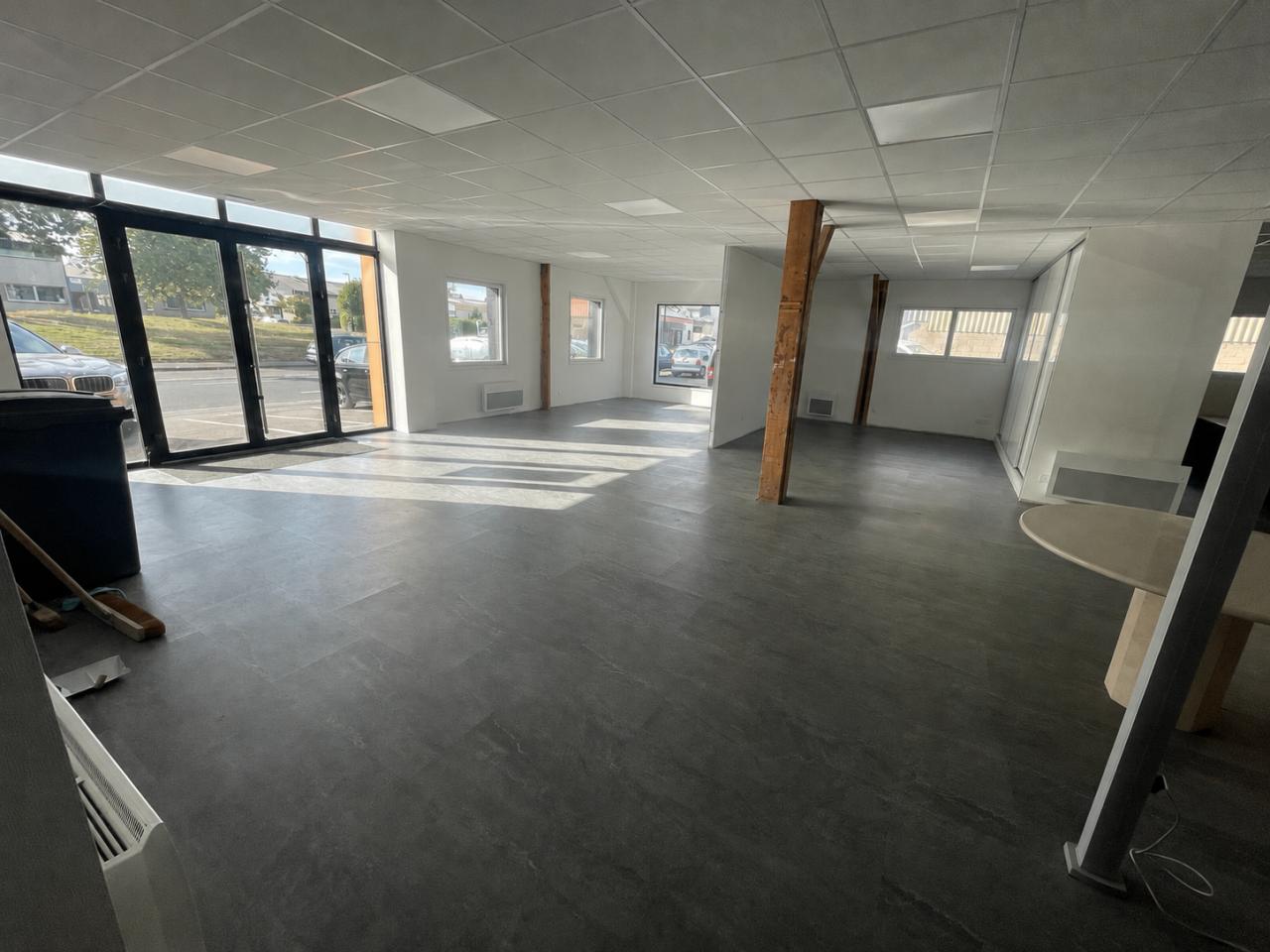 Local d'activité Pacé 1200m² Location Local d'activité Pacé OLACT2645264