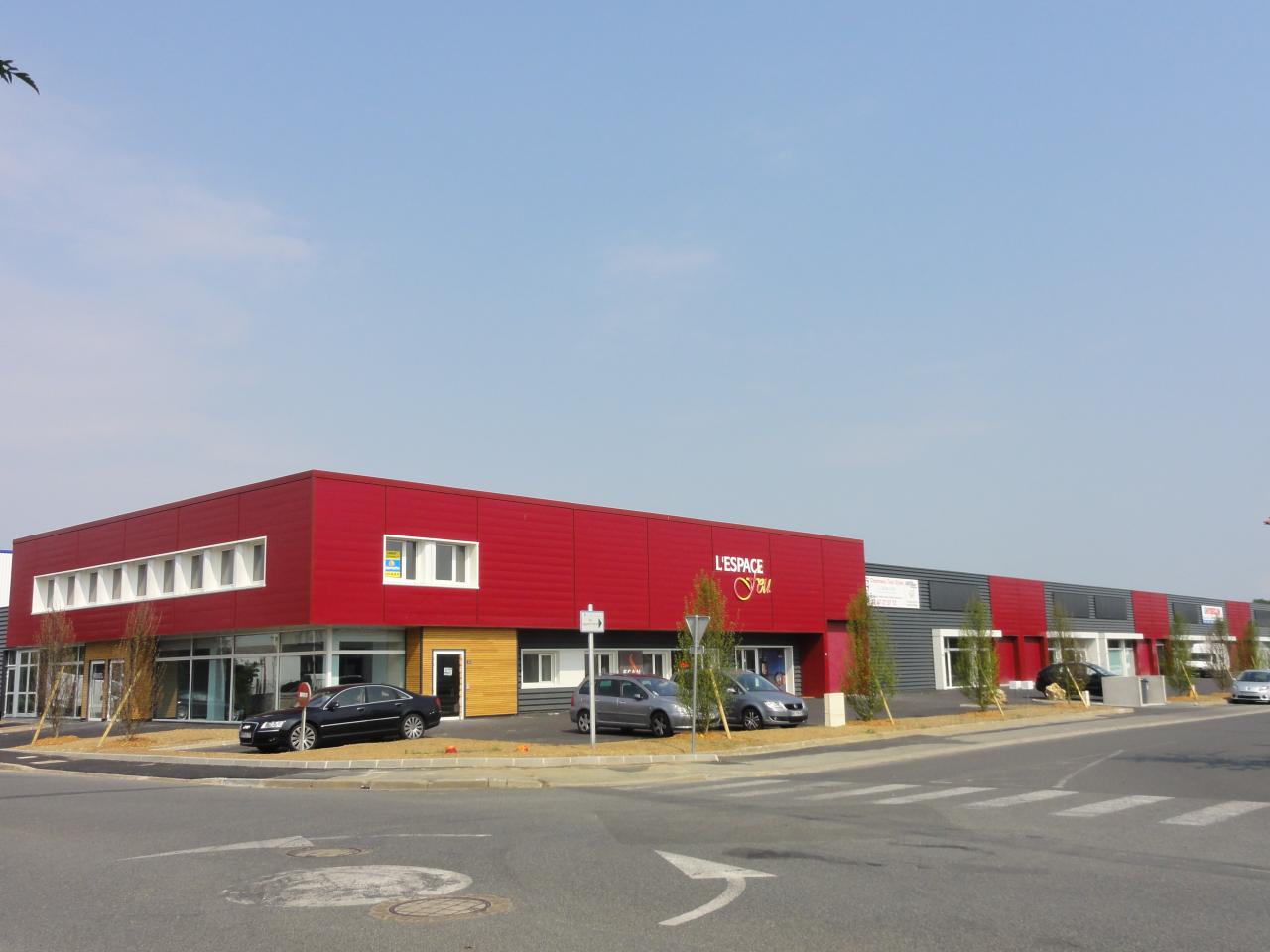 Local d'activité Chambray-lès-Tours 302m² Location Local d'activité Chambray-lès-Tours OLACT2531328