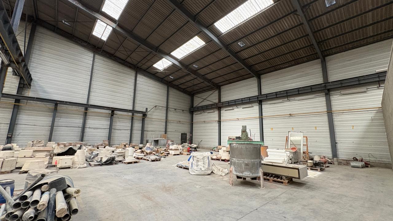 Local d'activité Azay-sur-Cher 1420m² Vente Local d'activité Azay-sur-Cher OVACT2644783 1