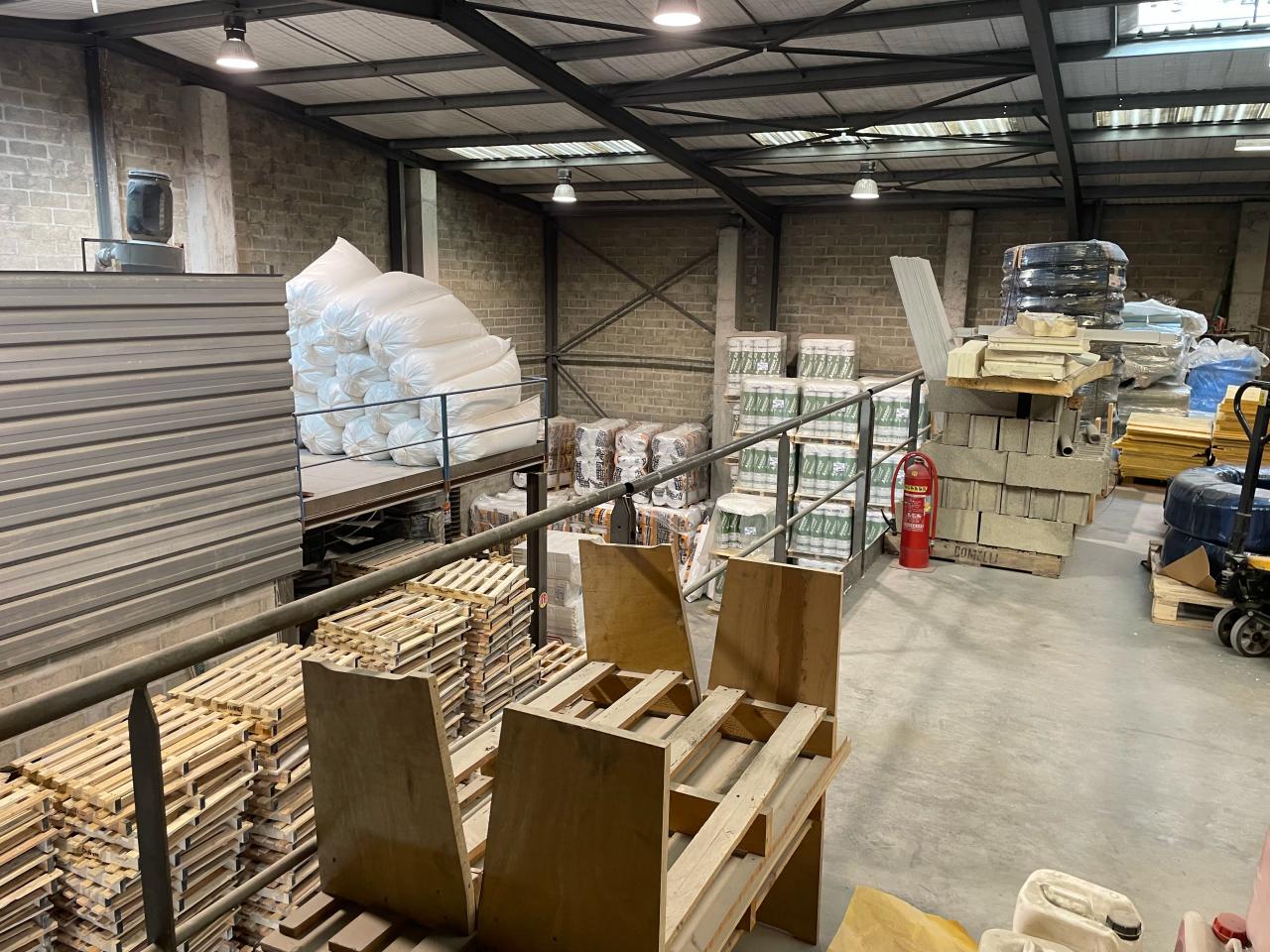 Vente Local d'activité Carrières-sur-Seine Yvelines OVACT2531541 1