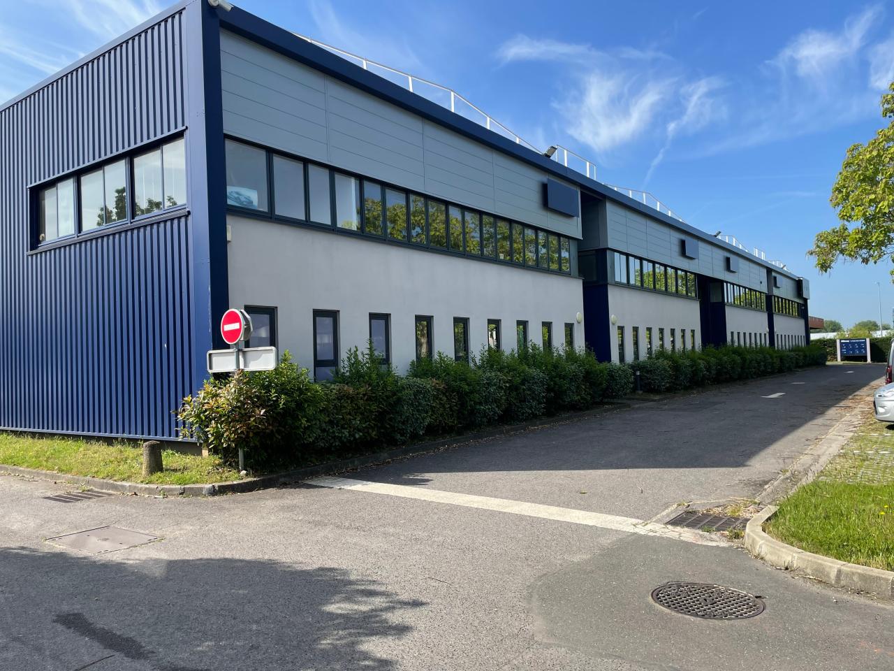 Local d'activité Saint-Ouen-l'Aumône 530m² Location Local d'activité Saint-Ouen-l'Aumône Val-d'Oise OLACT2641445 1