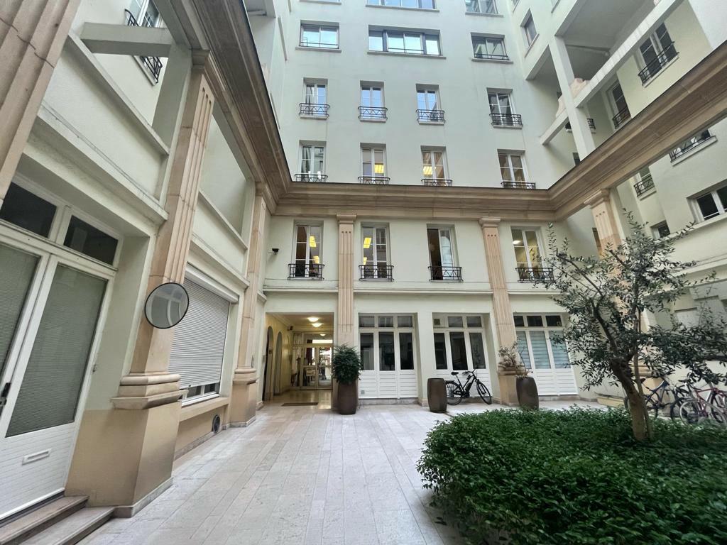Coworking Paris m² Location Coworking Paris OLBUR2640993