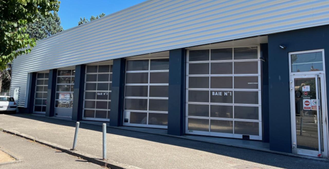 Location Local d'activité Vénissieux Rhône OLACT2109532 1