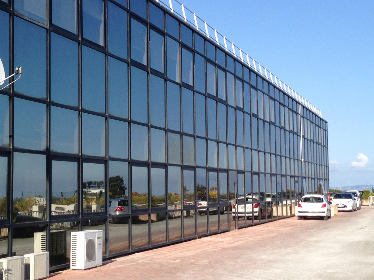 Local d'activité Villeneuve-Loubet 350m² Location Local d'activité Villeneuve-Loubet Alpes-Maritimes AOLACT2534502_2 1