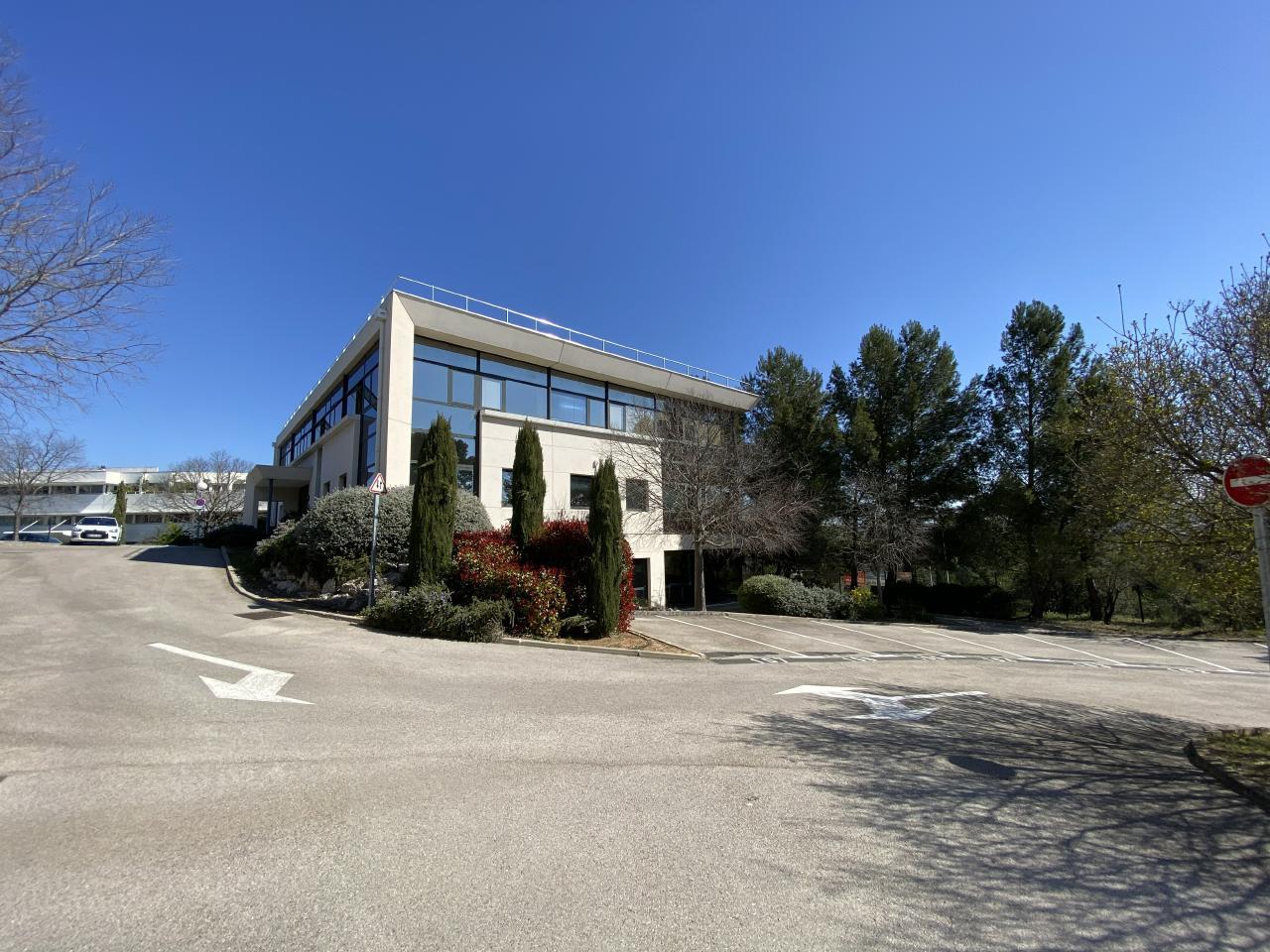 bureau à louer 592m² Aix-en-Provence