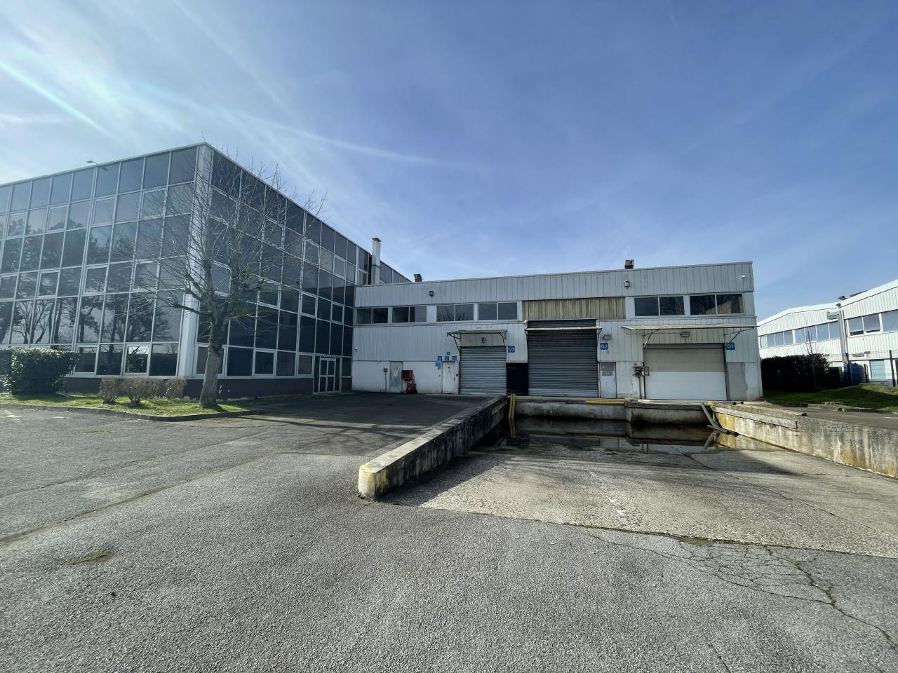 Location local d'activité Buc Yvelines OLACT2530032