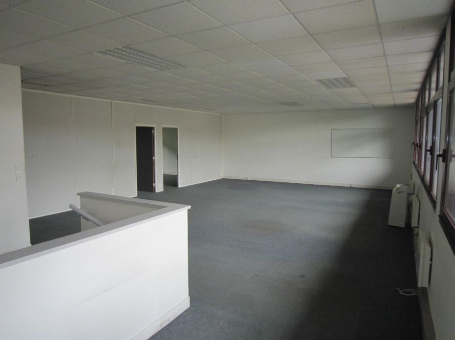 Location bureau Voisins-le-Bretonneux Yvelines OLBUR2204827 2