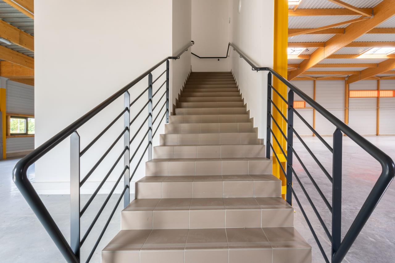 Location local d'activité Brie-Comte-Robert Seine-et-Marne OLACT2422780 2