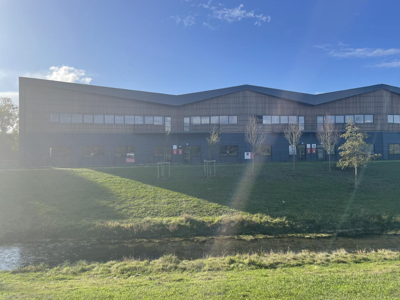 Vente local d'activité Moissy-Cramayel Seine-et-Marne OVACT2425669