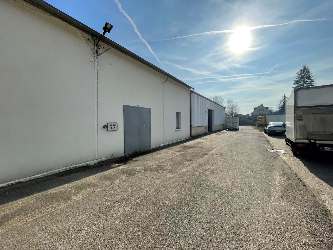 Vente local d'activité Aulnay-sur-Mauldre Yvelines OVACT2530053