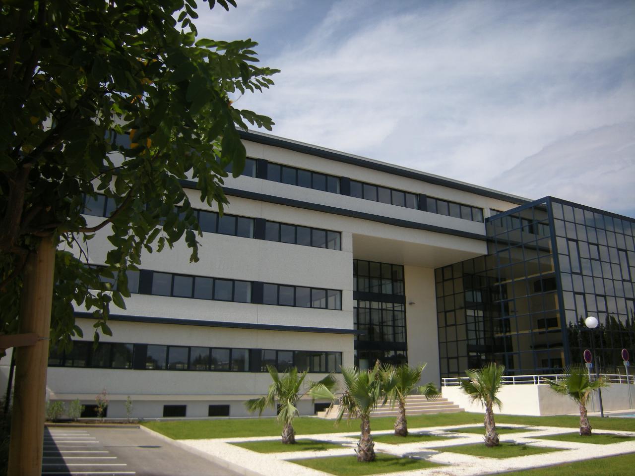 Location bureau Montpellier 2420m²
