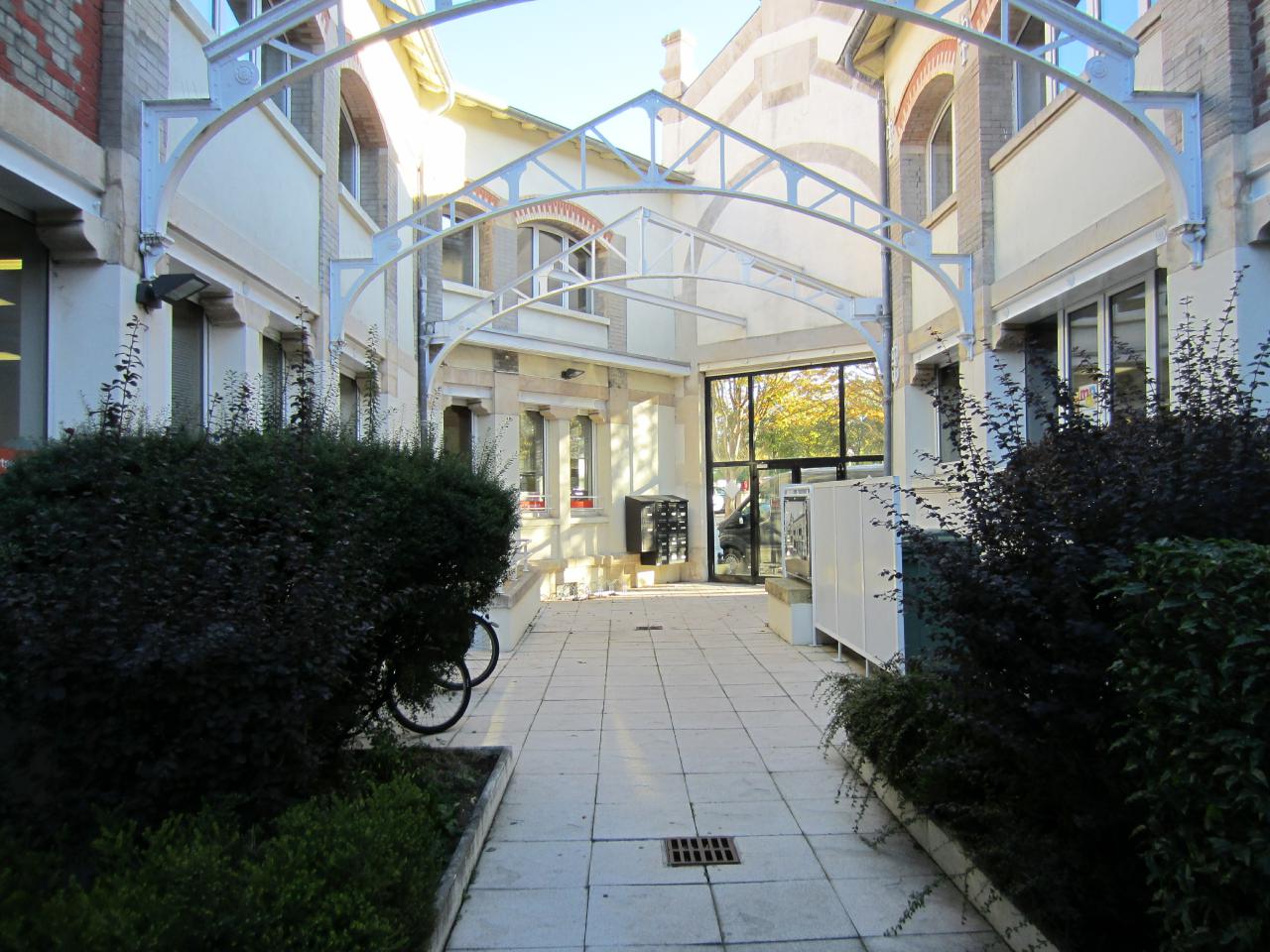 Location bureau Nancy Meurthe-et-Moselle OLBUR2111823