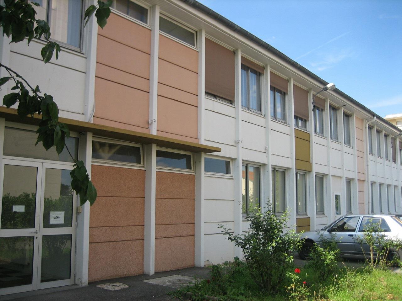 Location bureau Fontaine-lès-Dijon 81m²