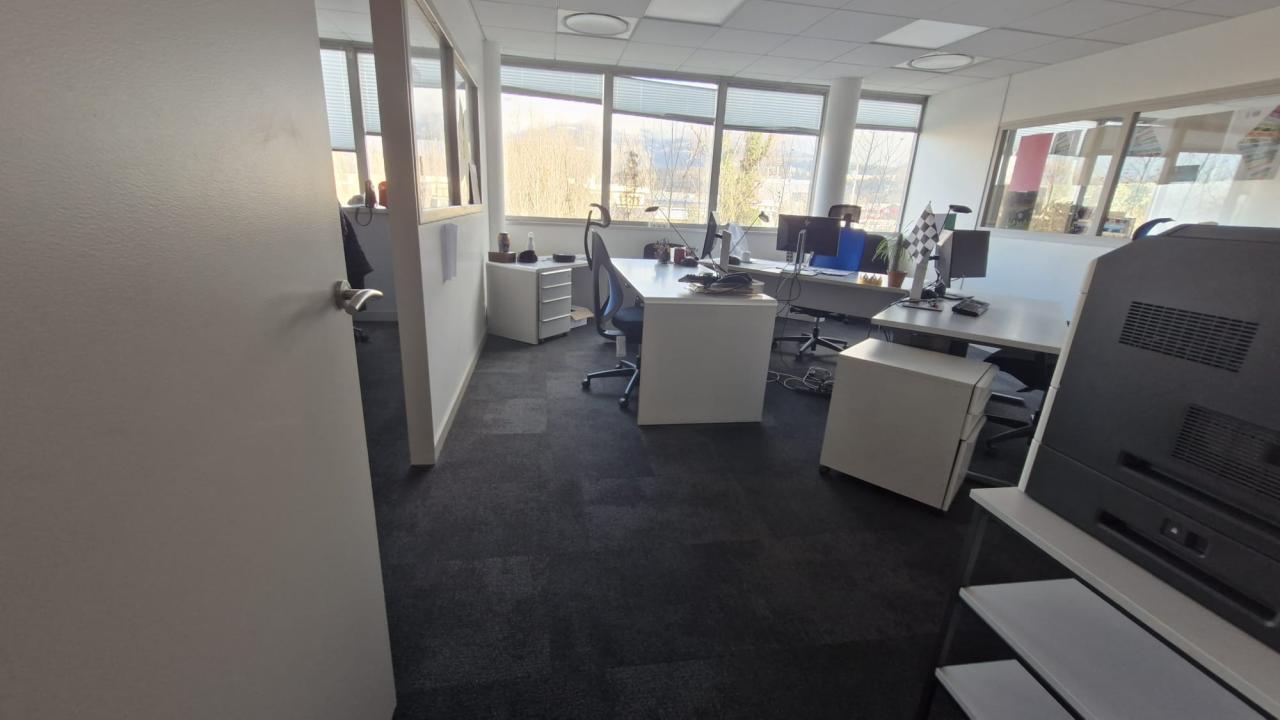 Vente bureau Motte-Servolex Savoie OVBUR2638957