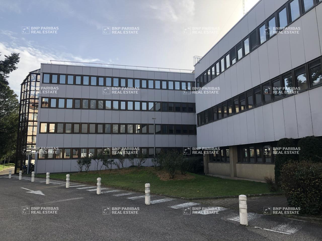 Location bureau Grenoble 10615m²