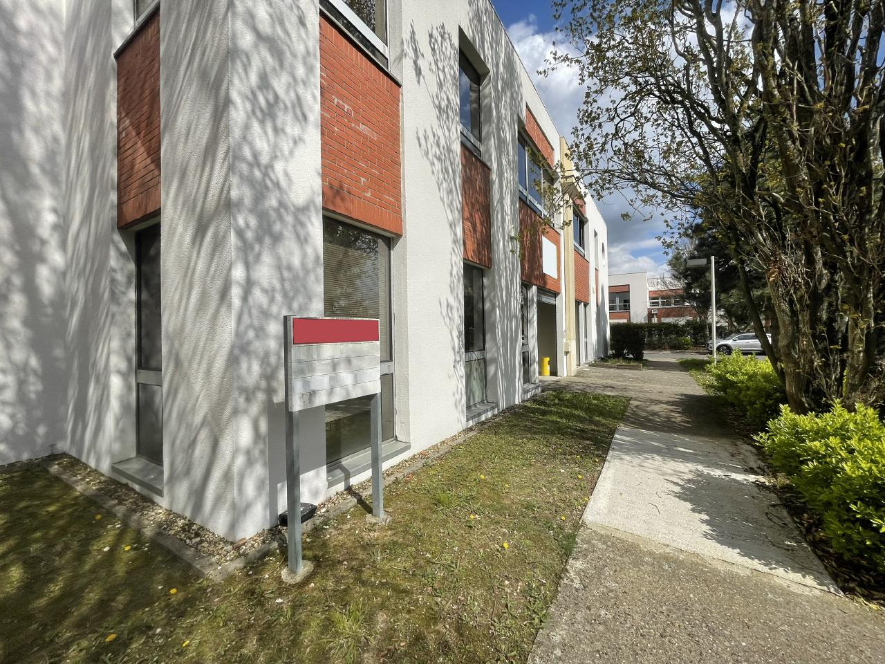 Location local d'activité Émerainville Seine-et-Marne OLACT2308158