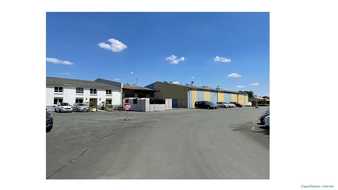 Vente entrepôt classe c Fontcouverte Charente-Maritime OVLOG2202580