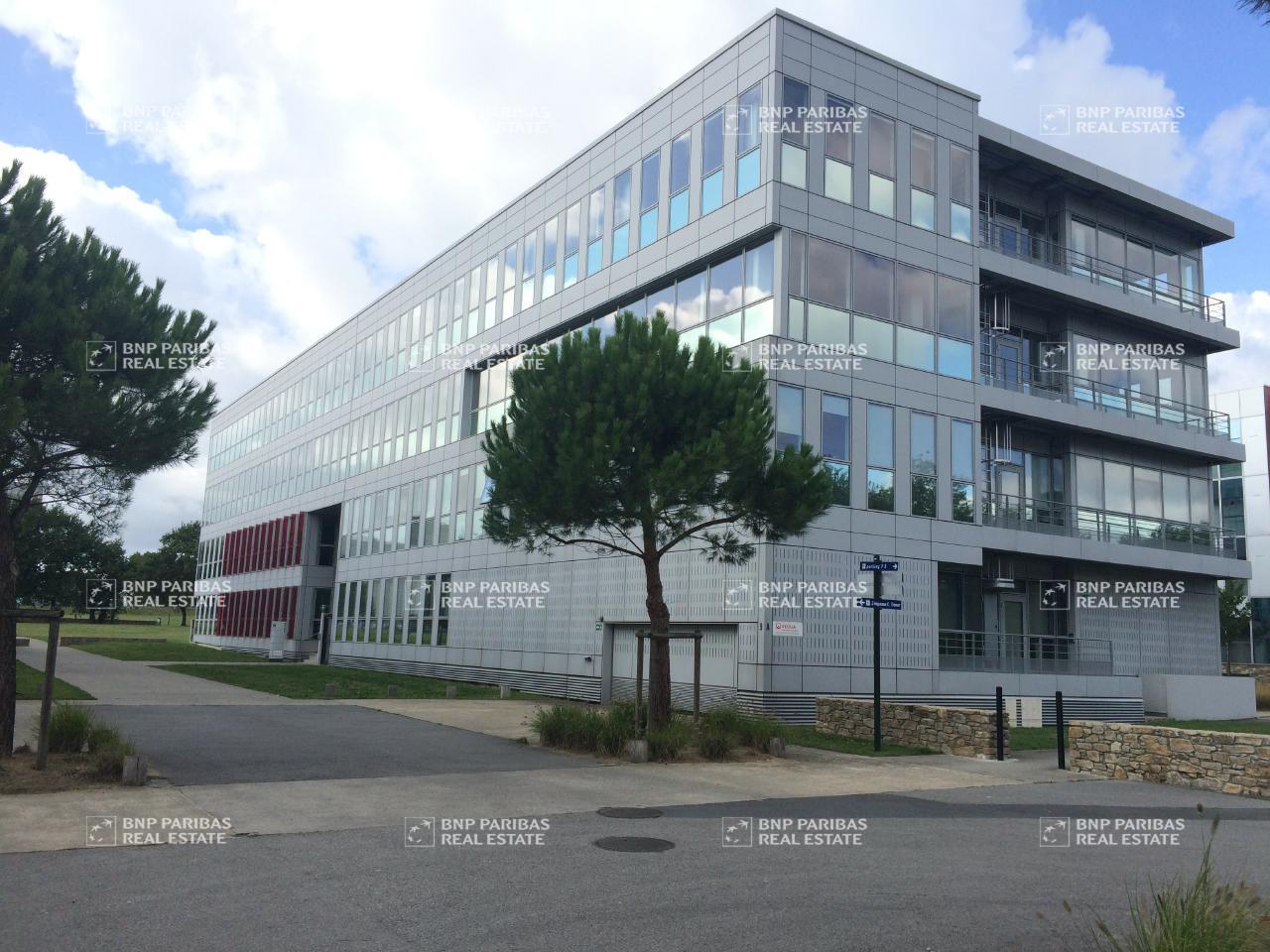 Location bureau Saint-Herblain 643m²