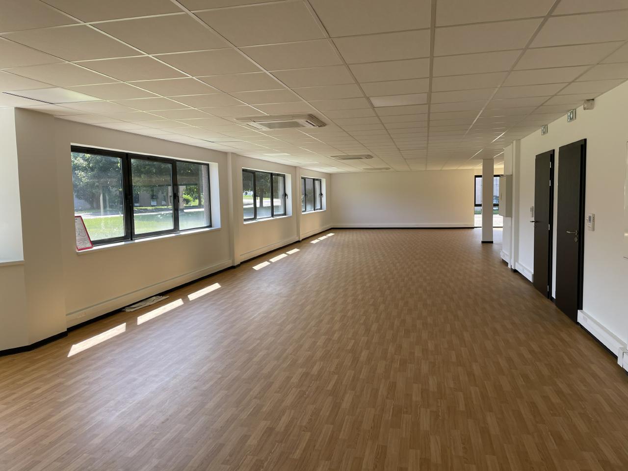 Oberhausbergen bureau à louer 442m²