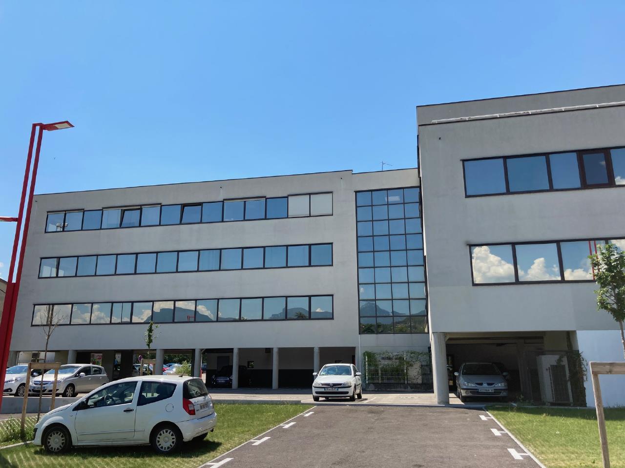 Location bureau Chambéry 443m²