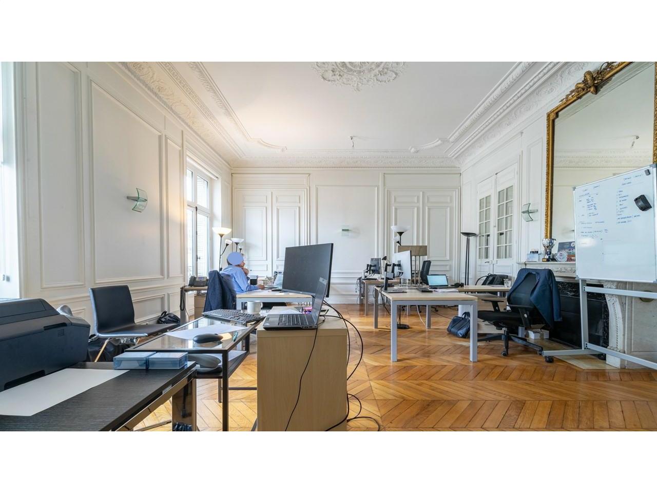 bureau à louer 126m² Paris