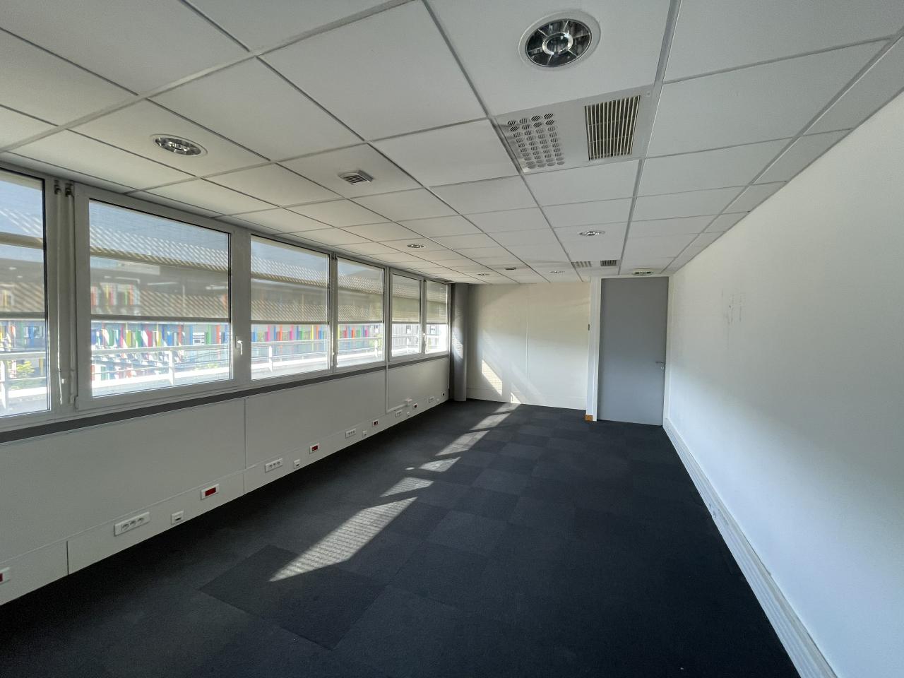 Location bureau Le Bourget-du-Lac Savoie OLBUR2530764