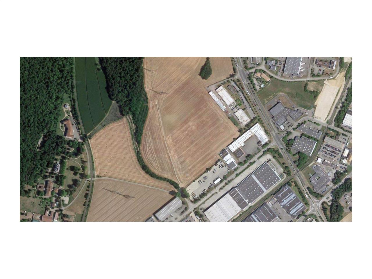 Saint-Quentin-Fallavier entrepôt classe a 13609m² à louer