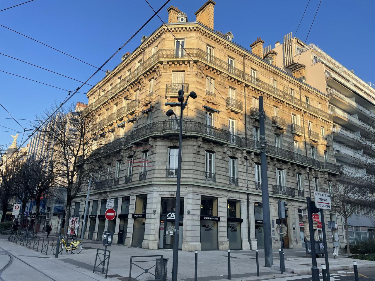 Location bureau Grenoble 315m²