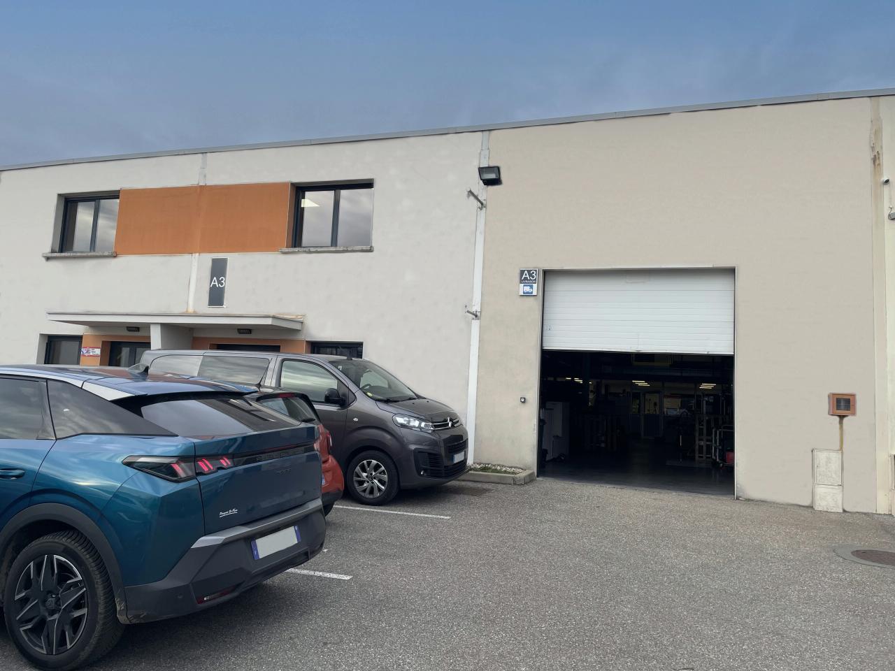 Vente local d'activité Meyzieu Rhône OVACT2529346