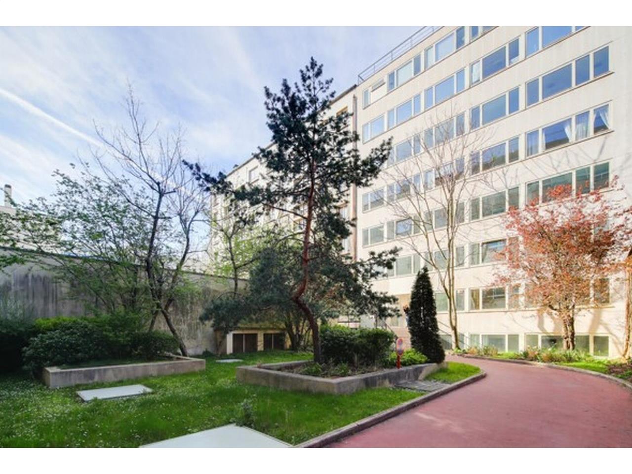 Location bureau Neuilly-sur-Seine 596m²