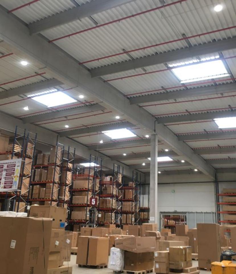 Location entrepôt classe a Saint-Martin-de-Crau Bouches-du-Rhône OLLOG2528853 1