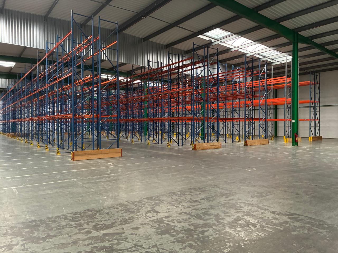 Location entrepôt classe a Santes Nord OLLOG2639038